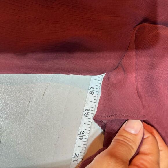 NWT BCBGeneration Tiered‎ Bell Long Sleeve Blouse Size XXS Purple Burgundy - Picture 12 of 13